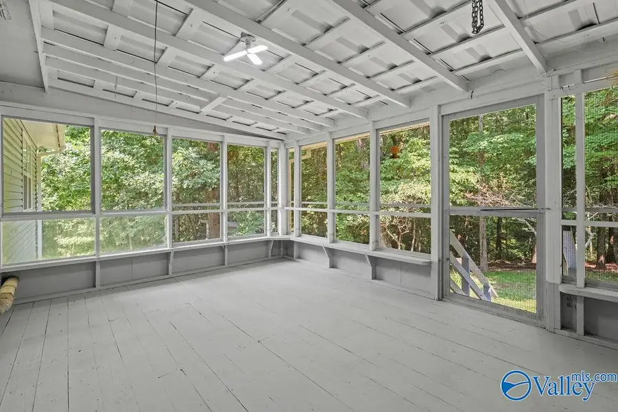 1195 Greenbriar Drive, Fort Payne, AL 35967 - #3