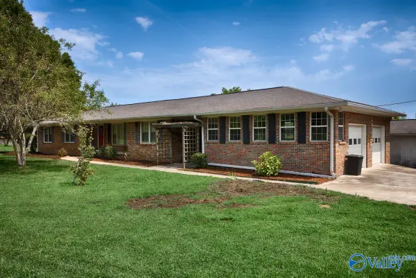 22724 Cairo Hollow Road, Athens, AL 35614