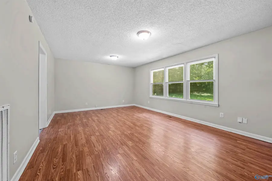 3205 Sweetbriar Road Nw, Huntsville, AL 35810 - #3