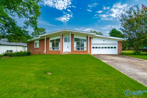 1217 Kingsway Road, Huntsville, AL 35802