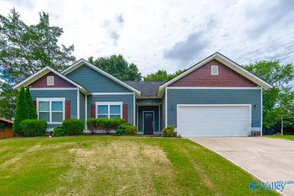 1051 Sandy Springs Road, Huntsville, AL 35806