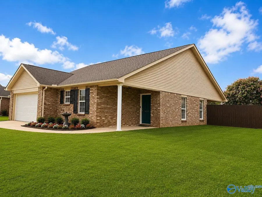 2624 Slate Drive, Huntsville, AL 35803 - #2
