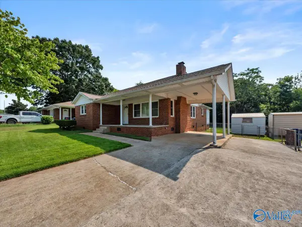 426 Karter Street Nw, Huntsville, AL 35805
