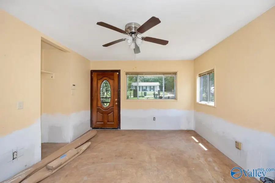 3829 Crane Drive, Huntsville, AL 35811 - #2