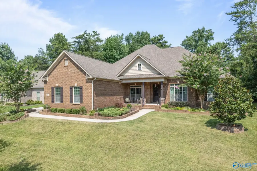 18 Natures Ridge Way, Huntsville, AL 35803 - #3