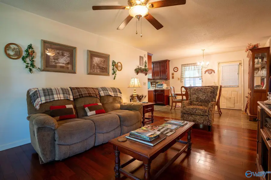208 Hillsdale Drive, Scottsboro, GA 30757 - #2