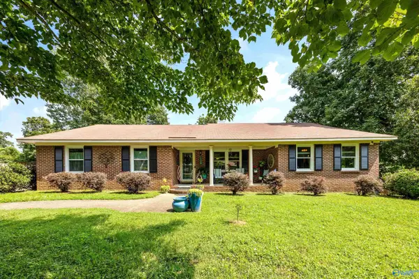109 Laurel Oak Road, Huntsville, AL 35811