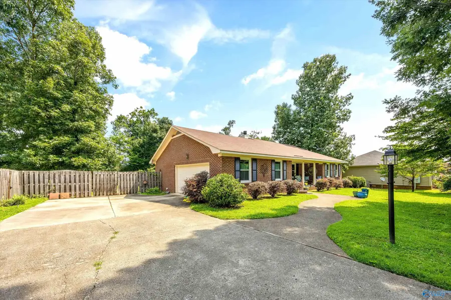 109 Laurel Oak Road, Huntsville, AL 35811 - #2