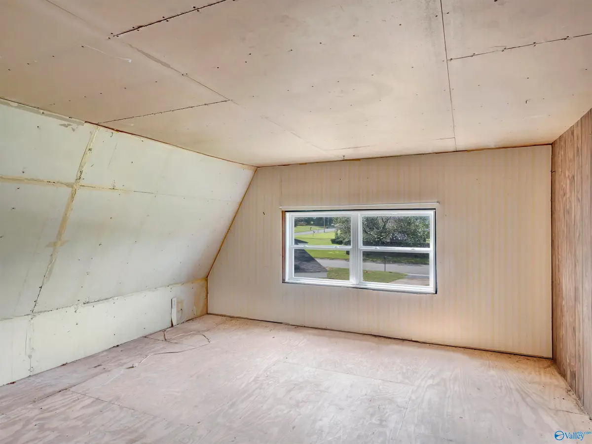 2222 Lynn Road Nw, Huntsville, AL 35810 - #1