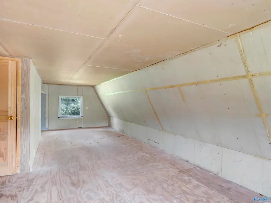 2222 Lynn Road Nw, Huntsville, AL 35810 - #2