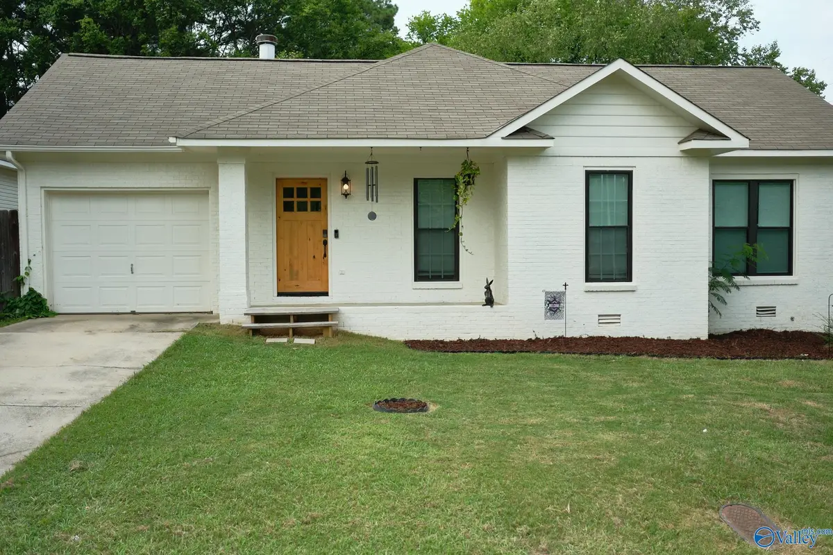 735 Wynsom Drive Se, Huntsville, AL 35803 - #1