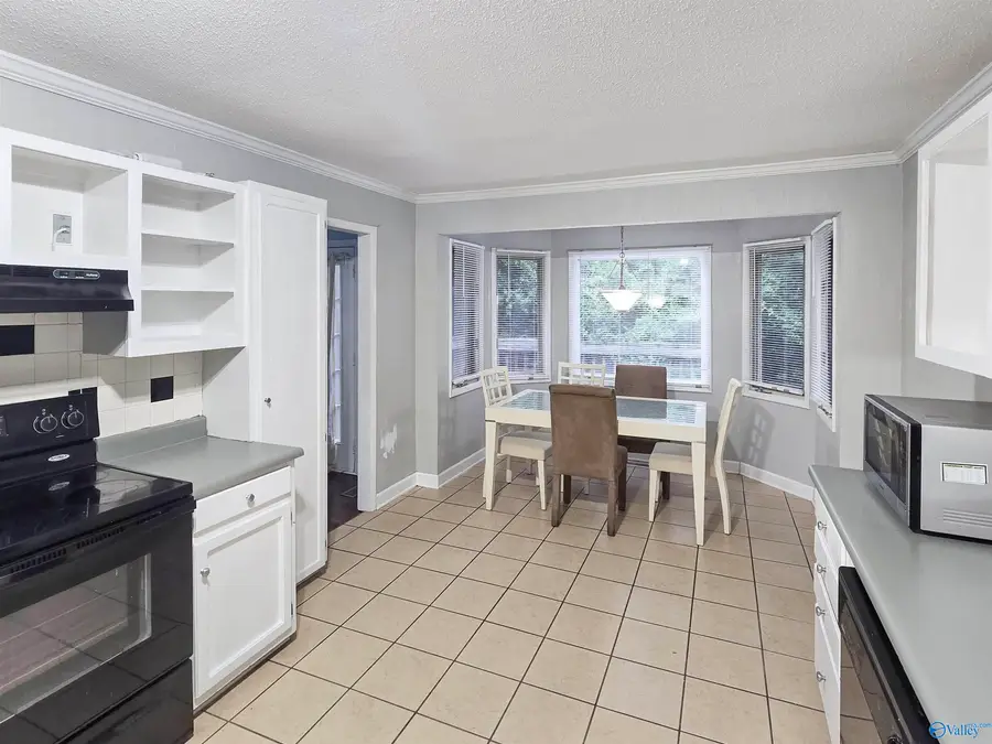 1023 Sandy Springs Road Nw, Huntsville, AL 35806 - #2