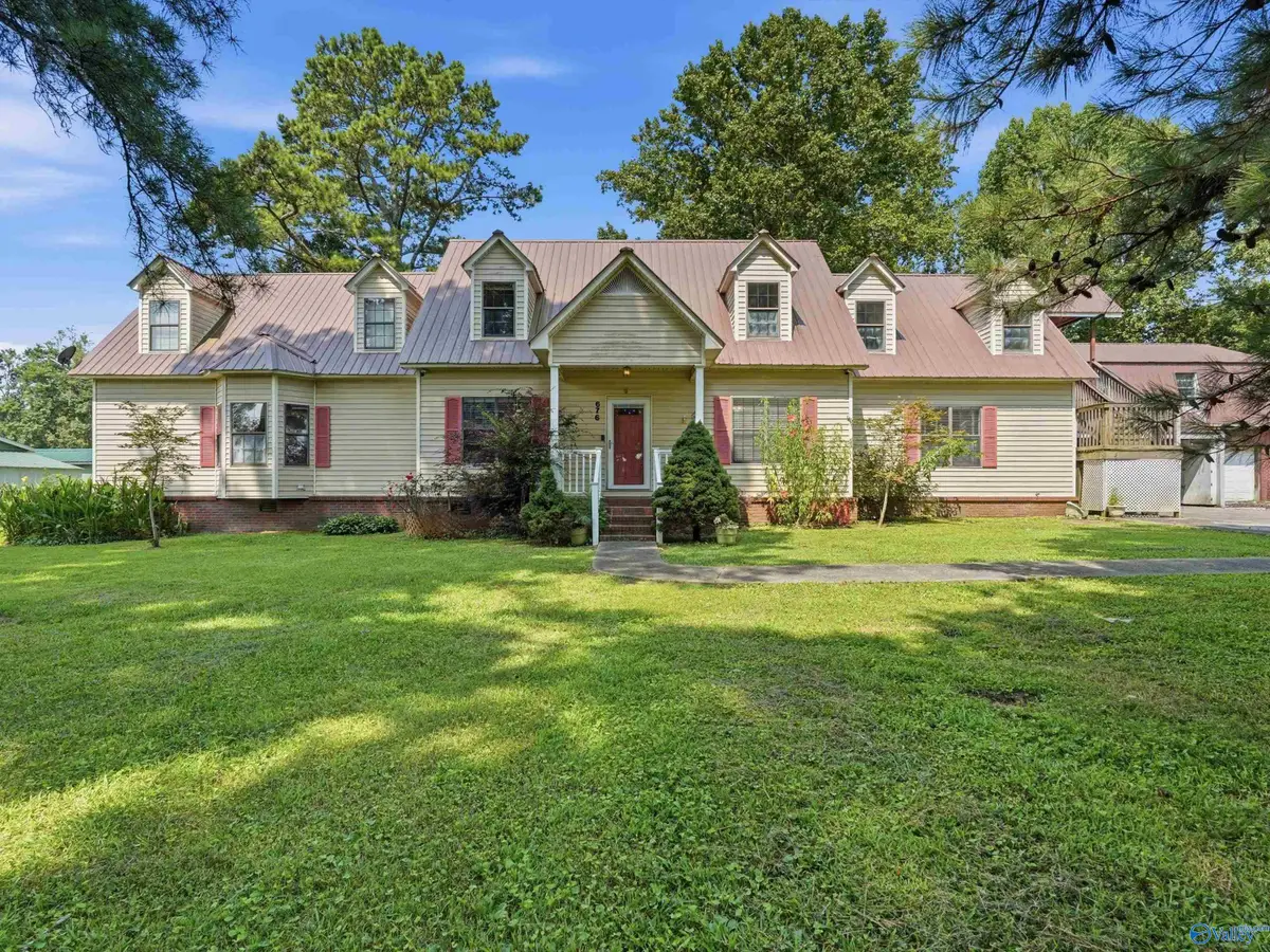 676 5th Street Sw, Arab, AL 35016 - #1