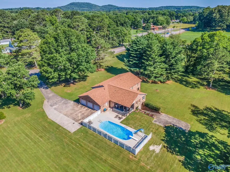 1495 Jeff Road Nw, Huntsville, AL 35806 - #2