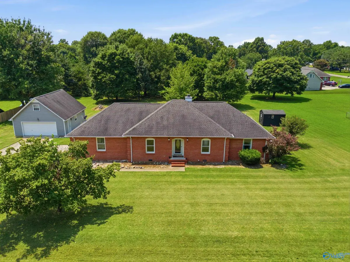 423 Ariel Drive Nw, Harvest, AL 35749 - #1