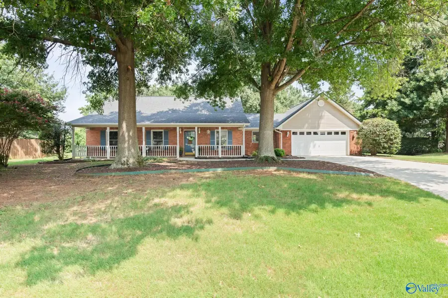 2228 Cecille Drive Sw, Huntsville, AL 35803 - #2