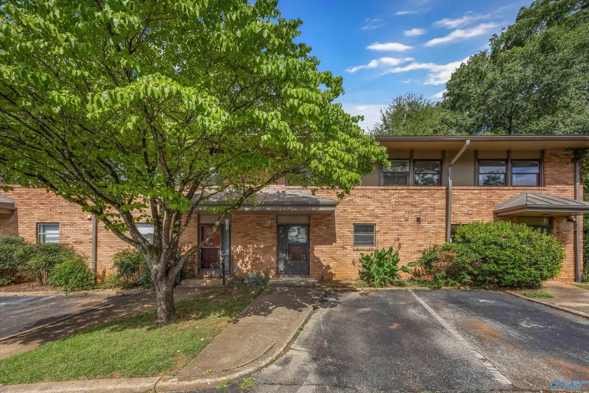 2110 Colony Drive Sw #210, Huntsville, AL 35802 - #1