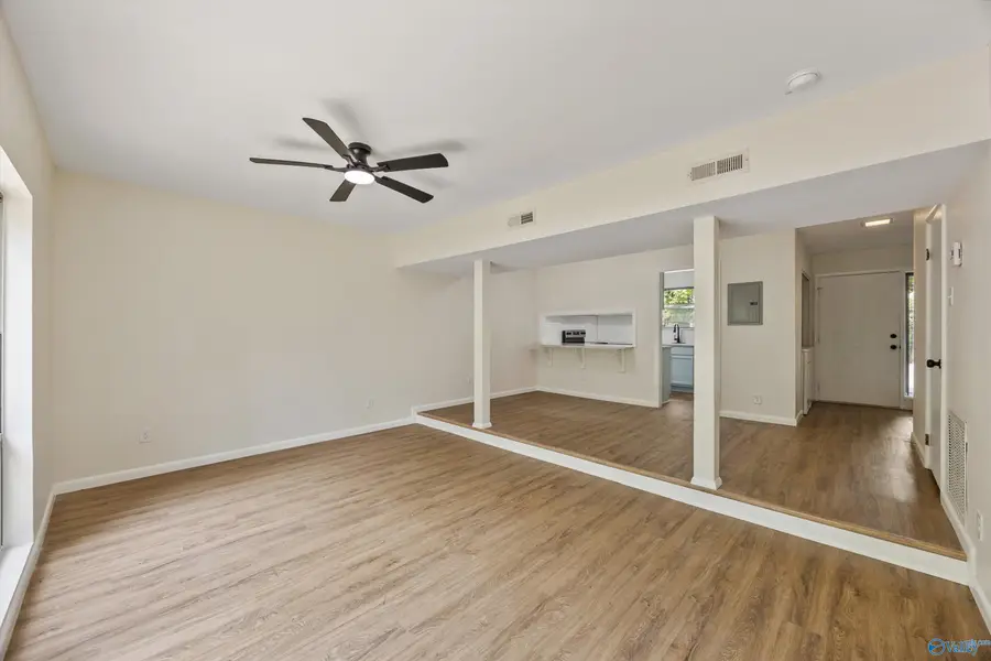 2110 Colony Drive Sw #210, Huntsville, AL 35802 - #2