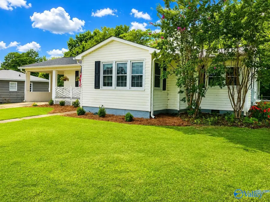 203 Manor Street, Gadsden, AL 35901 - #2