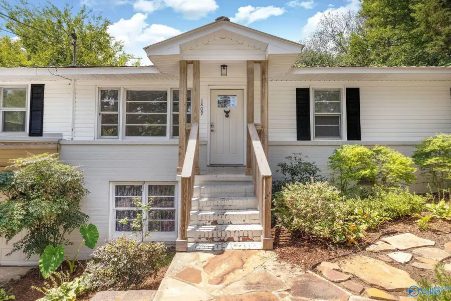 1809 Winston Street, Guntersville, AL 35976 - #3
