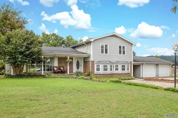128 Terry Lane, Trinity, AL 35673