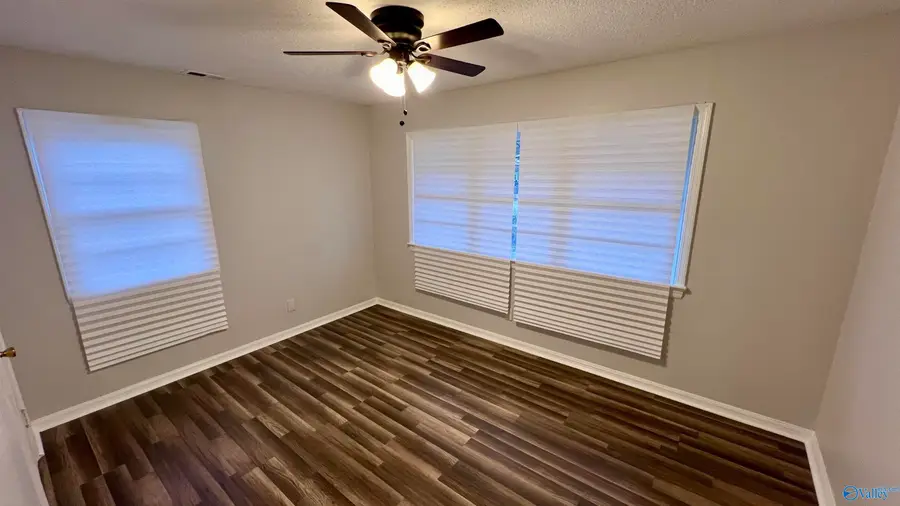 320 South Plymouth Road Nw, Huntsville, AL 35811 - #2
