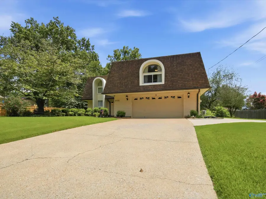 2102 Woodmore Drive Se, Huntsville, AL 35803 - #2
