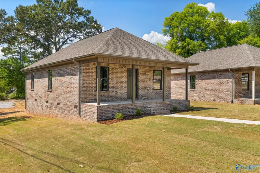 107 N Fulton Street, Florence, AL 35630 - #3