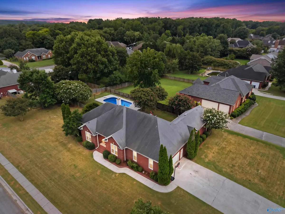 275 Natchez Trail, Huntsville, AL 35806 - #1