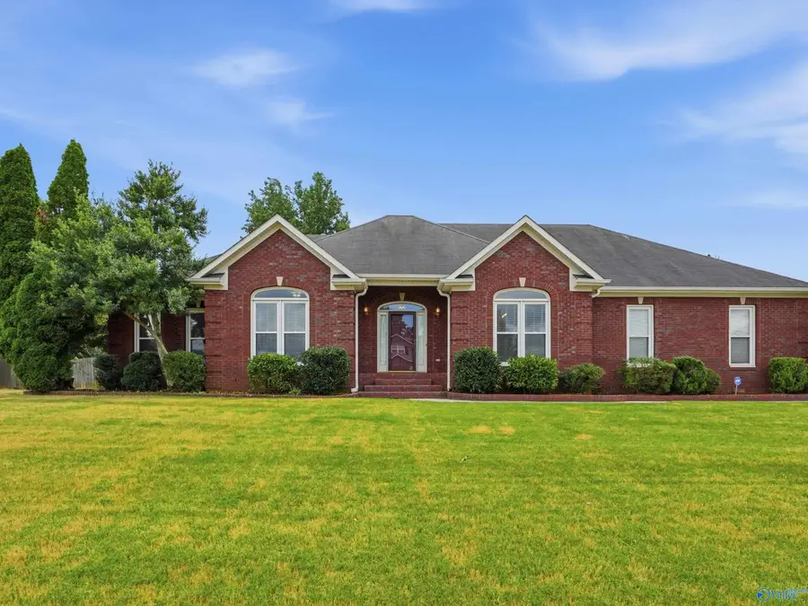 275 Natchez Trail, Huntsville, AL 35806 - #3