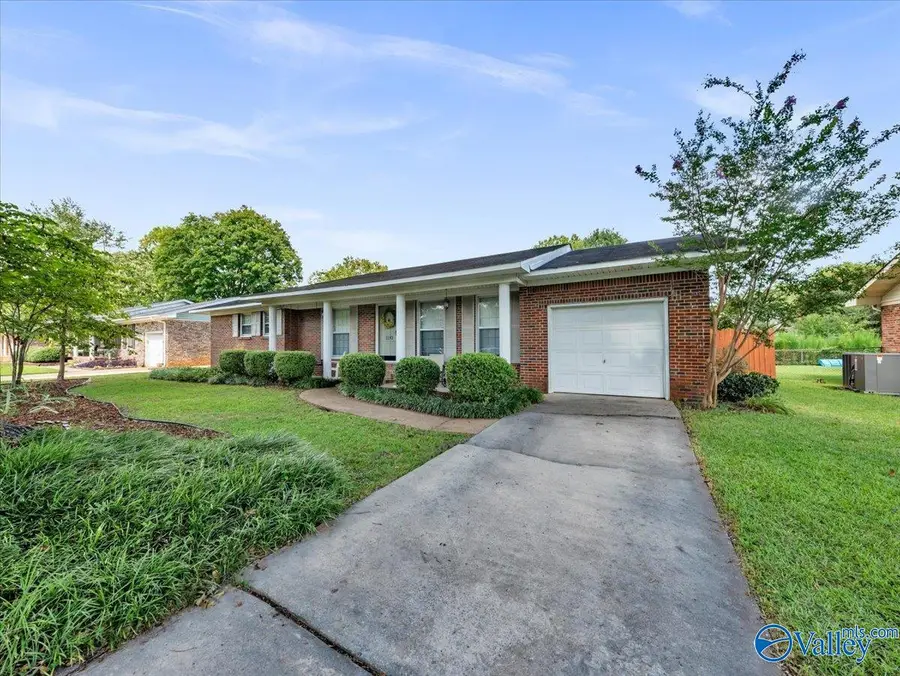 1310 Elizabeth Avenue Se, Decatur, AL 35601 - #3
