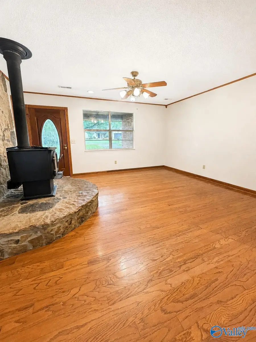 204 Plantation Drive, Meridianville, AL 35759 - #2
