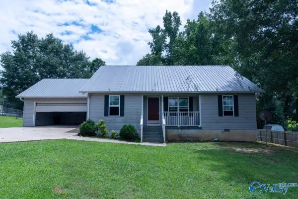 240 Riddle Road, Albertville, AL 35950
