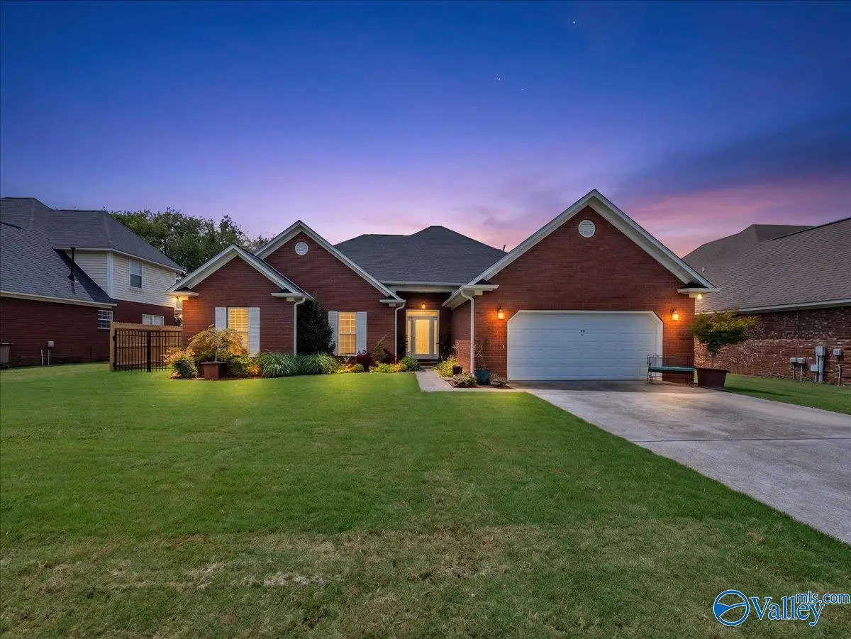 1941 Red Sunset Drive, Decatur, AL 35603 - #1