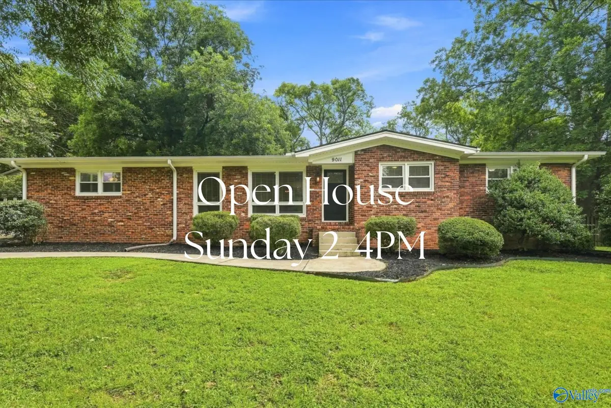 9011 Valley View Drive Se, Huntsville, AL 35802 - #1
