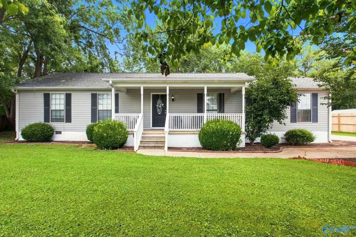 835 Walker Lane, New Market, AL 35761 - #1