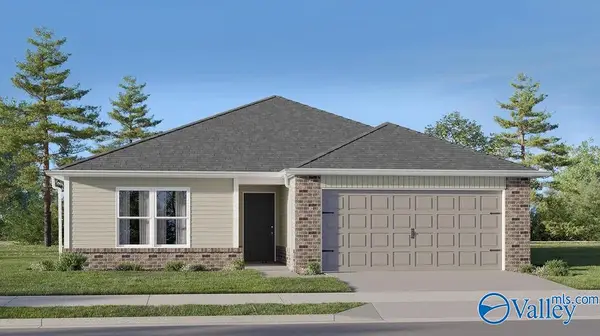 192 Olde Hearth Road, New Market, AL 35761
