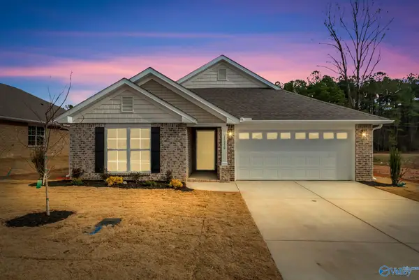 18048 Bellabon Drive, Athens, AL 35611