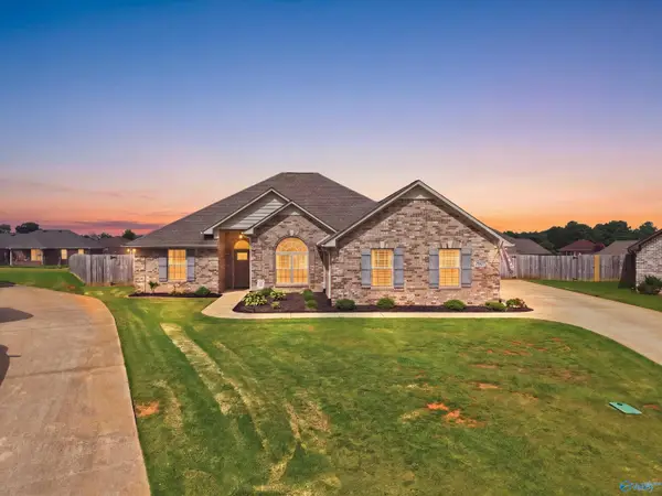 25927 Stef Lane, Athens, AL 35613