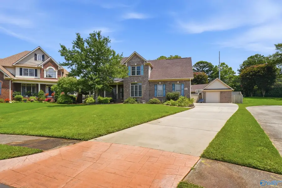 161 Redcliffe Drive, Huntsville, AL 35806 - #2
