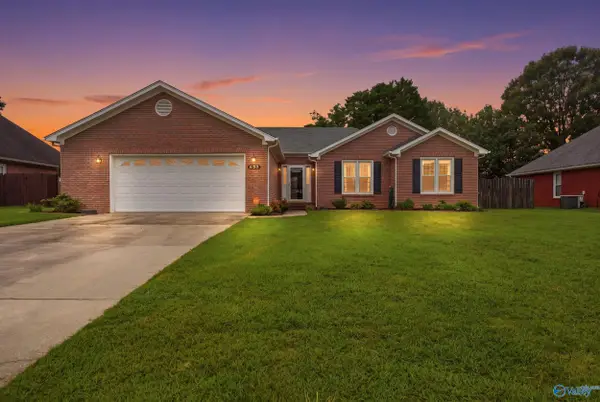 2915 Whiteford Drive, Decatur, AL 35603