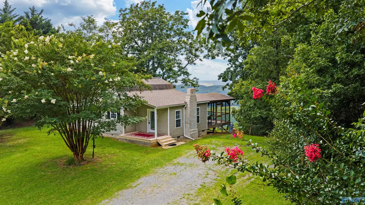 434 County Road 107, Fort Payne, AL 35967 - #1