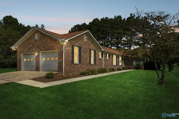 296 Mulberry Road, Hazel Green, AL 35750