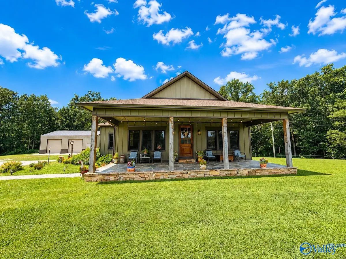 1239 County Road 1216, Vinemont, AL 35179 - #1
