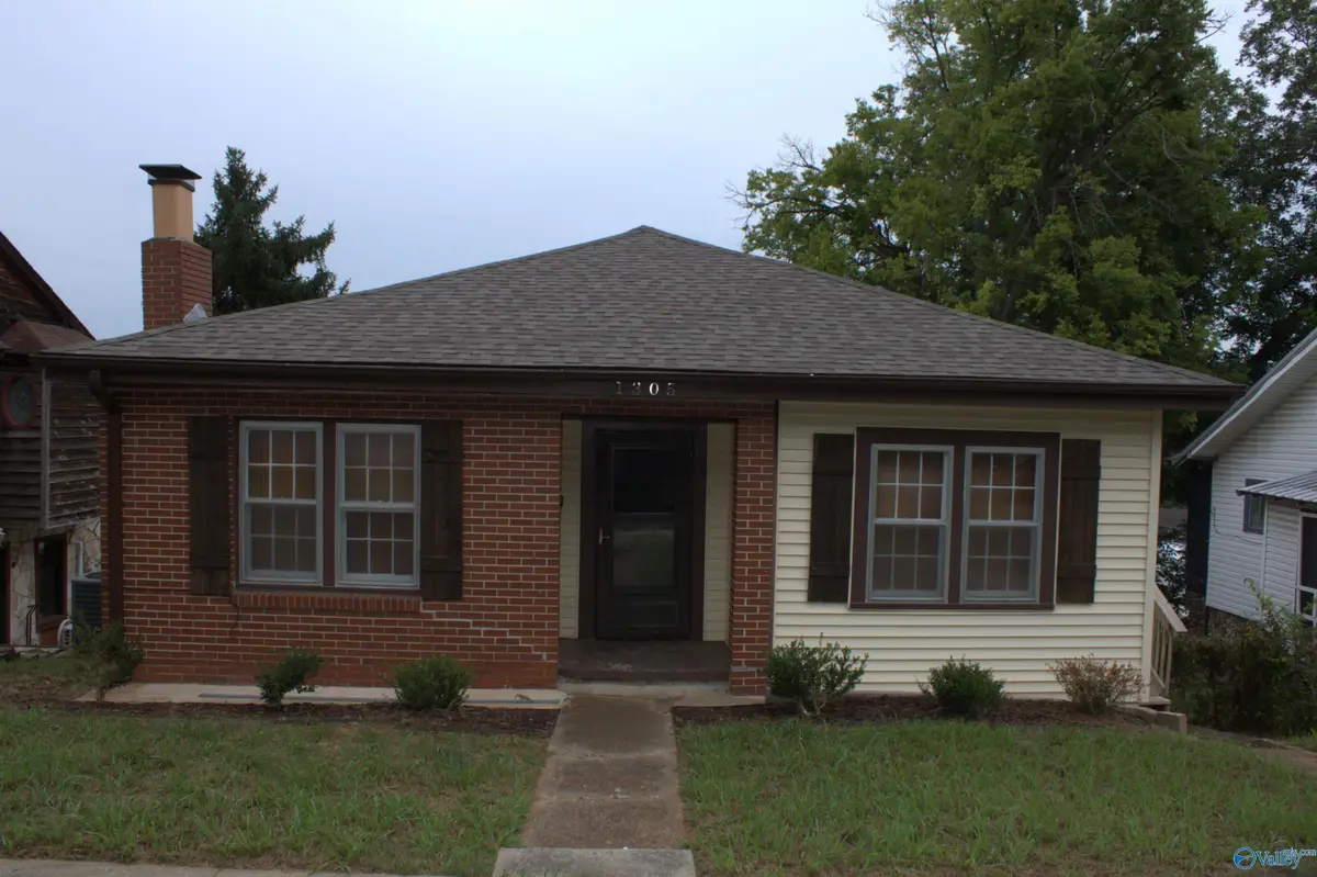 1305 Rayburn Avenue, Guntersville, AL 35976 - #1