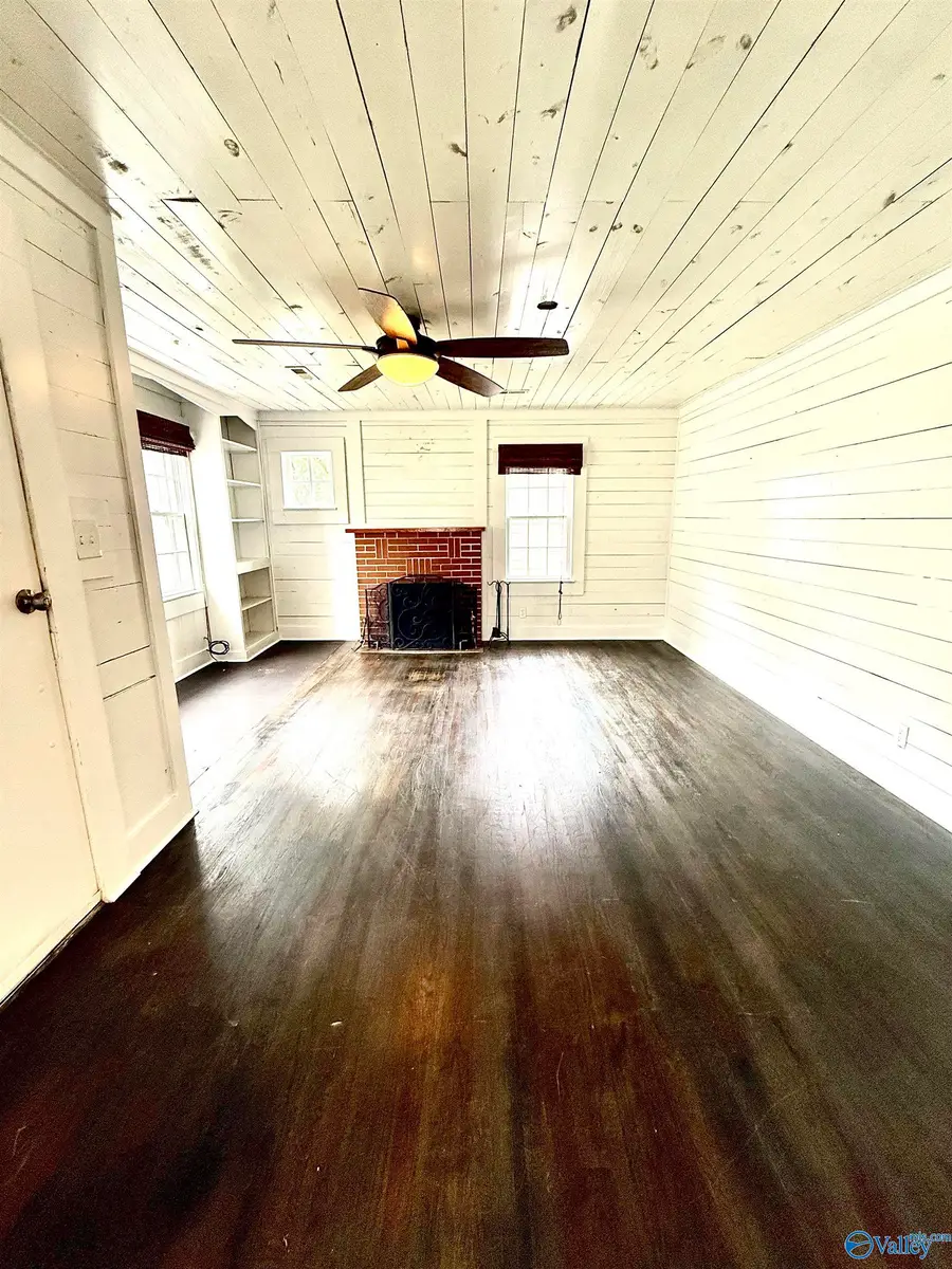 1305 Rayburn Avenue, Guntersville, AL 35976 - #3
