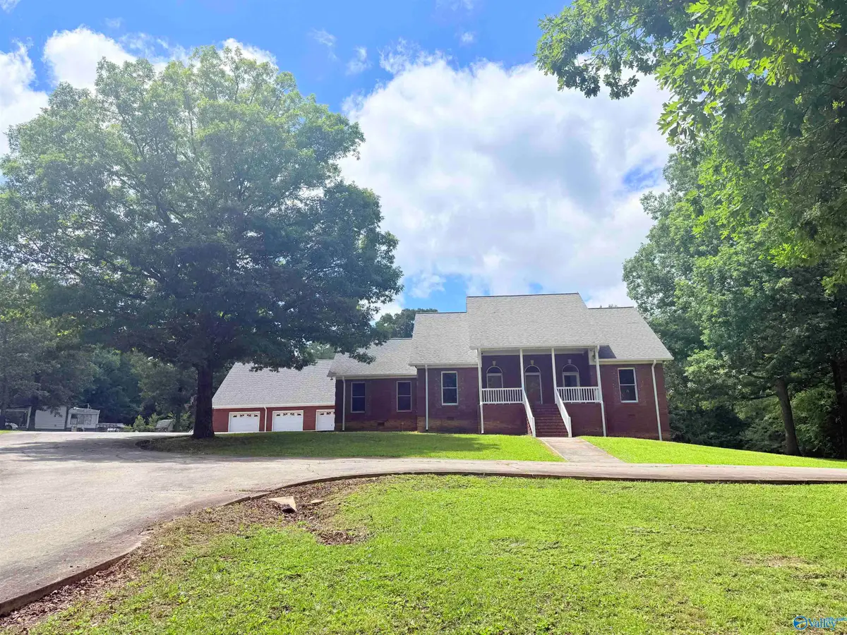 51 Oak Place, Union Grove, AL 35175 - #1