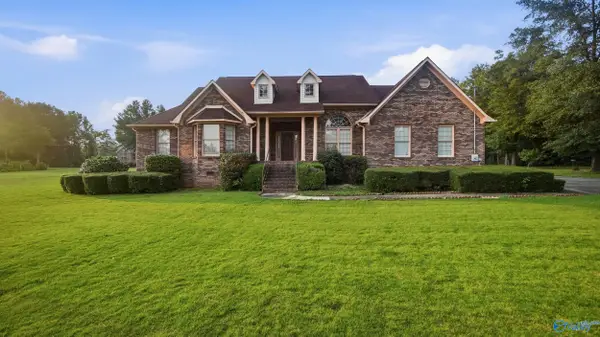 71 Landfair Drive, Harpersville, AL 35078