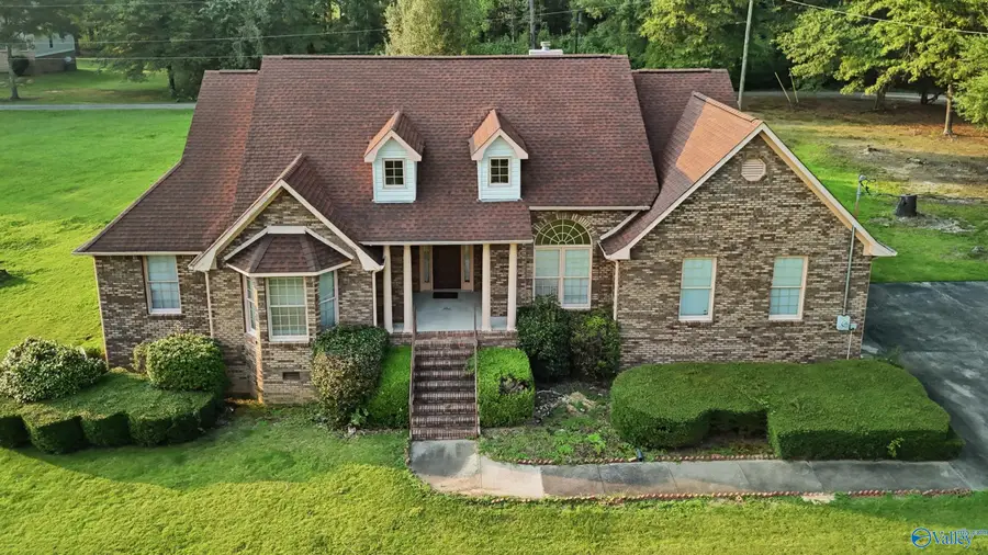 71 Landfair Drive, Harpersville, AL 35078 - #3