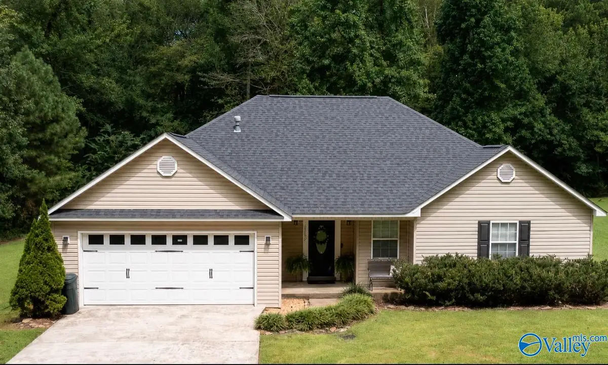 2209 Pond Circle, Guntersville, AL 35976 - #1